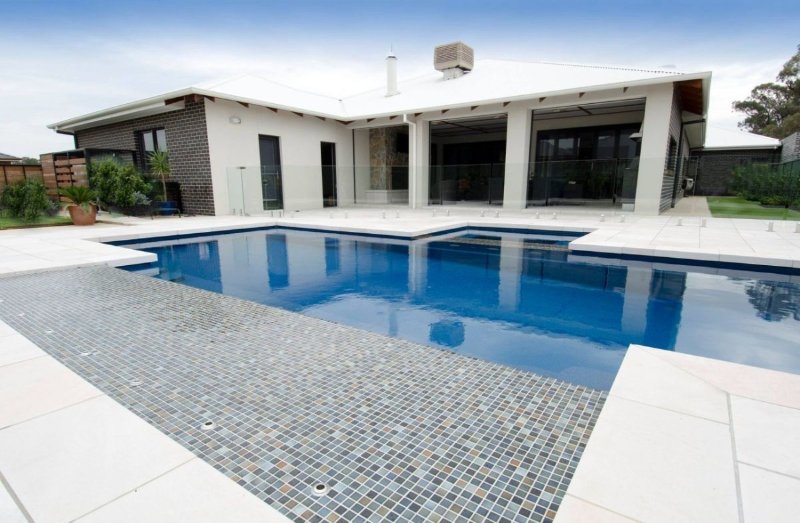 ultimate-pools-vogue-1